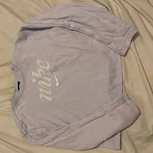 Nike cropped powder blue sweatshirt top🤍